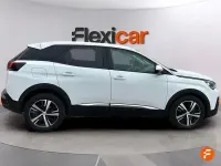 Usado Peugeot 3008 Allure 130 CV (95 kW) 2019 Blanco SUV