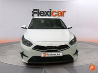 Usado Kia Ceed 120 CV (88 kW) 2024 Blanco Utilitario