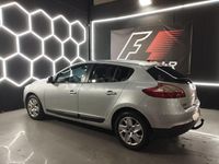 Usado Renault Mégane 110 CV (80 kW) 2012 Gris / plata Berlina