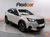 Usado Peugeot 2008 Allure 131 CV (96 kW) 2023 Blanco SUV