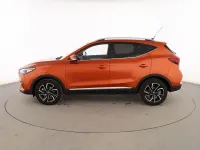 Usado MG ZS Luxury 106 CV (77 kW) 2023 Naranja SUV