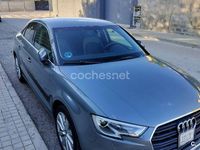 Usado Audi A3 Design 116 CV (85 kW) 2018 Gris / plata Berlina