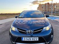 Usado Toyota Auris 90 CV (66 kW) 2014 Azul Berlina