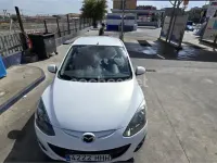 Usado Mazda 2 Style 75 CV (55 kW) 2011 Blanco Utilitario