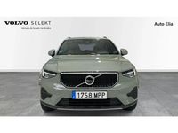 Begagnad Volvo XC40 Core 163 HK (119 kW) 2024 Grön SUV