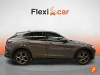 Usado Alfa Romeo Stelvio Sprint 160 CV (117 kW) 2022 Gris SUV