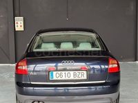 Usado Audi A6 Ambiente 130 CV (95 kW) 2002 Negro Berlina