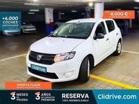 Usado Dacia Sandero Ambiance 75 CV (55 kW) 2015 Blanco Utilitario