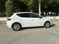 Usado Seat Leon Style 110 CV (80 kW) 2017 Blanco Berlina