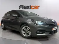 Usado Opel Astra 110 CV (80 kW) 2020 Gris Berlina