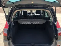 Usado Renault Grand Scénic II Dynamique 135 CV (99 kW) 2007 Negro Monovolumen