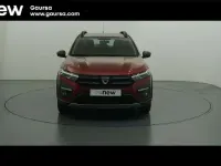 Usado Dacia Sandero Essentiel 101 CV (74 kW) 2021 Rojo Berlina