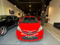 Usado Toyota Yaris Connect Style 101 CV (74 kW) 2011 Rojo Utilitario
