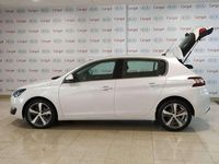 Usado Peugeot 308 Allure 131 CV (96 kW) 2015 Blanco Utilitario
