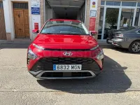 Usado Hyundai Bayon 100 CV (73 kW) 2023 Rojo SUV