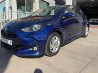 Usado Toyota Yaris 125 CV (91 kW) 2023 Azul Utilitario