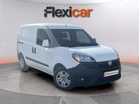 Usado Fiat Doblò Easy Plus 95 CV (69 kW) 2020 Blanco Monovolumen