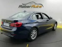Usado BMW 318 150 CV (110 kW) 2016 Azul Berlina