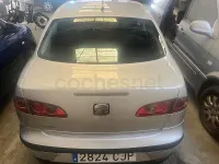 Usado Seat Cordoba 100 CV (73 kW) 2003 Gris / plata Berlina