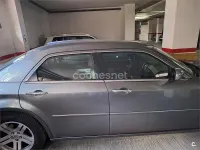 Usado Chrysler 300C 218 CV (160 kW) 2007 Gris / plata Berlina