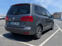 Usado VW Touran Advance 105 CV (77 kW) 2015 Gris / plata Monovolumen