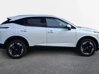 Usado Nissan Qashqai Acenta 140 CV (102 kW) 2025 Lunar white (perlada) SUV