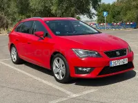 Usado Seat Leon FR 125 CV (91 kW) 2014 Rojo Familiar