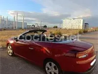Usado Renault Mégane Cabriolet Dynamique 110 CV (80 kW) 2011 Granate Descapotable