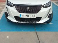 Usado Peugeot 2008 Allure 130 CV (95 kW) 2020 Blanco SUV
