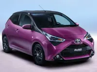Usado Toyota Aygo X-play 72 CV (52 kW) 2021 Blanco Utilitario