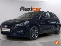 Usado Hyundai i30 110 CV (80 kW) 2024 Negro Berlina