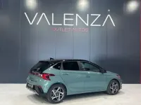 Usado Hyundai i20 90 CV (66 kW) 2026 Verde Utilitario