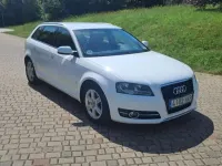 Usado Audi A3 Sportback Attraction 105 CV (77 kW) 2012 Blanco Utilitario