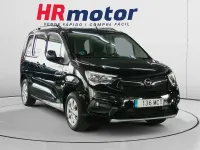Usado Opel Combo Elegance 130 CV (95 kW) 2022 Negro Monovolumen