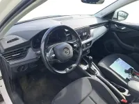 Usado Skoda Kamiq Ambition 110 CV (80 kW) 2021 Blanco SUV