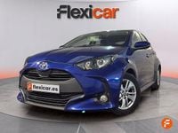 Usado Toyota Yaris Edition 125 CV (91 kW) 2021 Azul Berlina