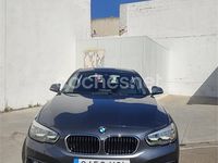 Usado BMW 118 Comfort Edition 143 CV (105 kW) 2015 Gris / plata Utilitario
