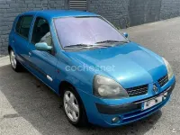Usado Renault Clio II Dynamique 75 CV (55 kW) 2003 Azul Berlina