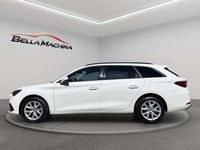 Usado Seat Leon Style 150 CV (110 kW) 2021 Blanco Familiar
