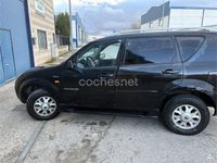 Usado Ssangyong (KGM) Rexton Limited 186 CV (136 kW) 2006 Negro SUV