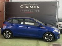 Usado Hyundai i20 84 CV (61 kW) 2022 Azul Utilitario