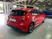 Usado Ford Focus ST-Line 125 CV (91 kW) 2022 Rojo Berlina