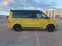 Usado VW Multivan 150 CV (110 kW) 2017 Amarillo Monovolumen