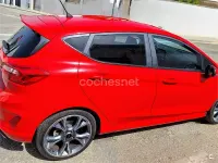 Usado Ford Fiesta ST-Line 125 CV (91 kW) 2017 Rojo Utilitario