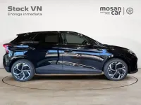 Nuevo MG MG4 EV Luxury 2026 Blanco pearl Utilitario