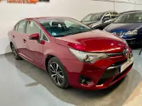 Usado Toyota Avensis Executive 147 CV (108 kW) 2018 Granate Berlina