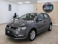 Usado VW Polo Edition 75 CV (55 kW) 2017 Gris / plata Berlina