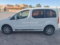 Usado Peugeot Partner Tepee Access 75 CV (55 kW) 2011 Blanco Monovolumen