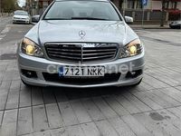Usado Mercedes C180 156 CV (114 kW) 2010 Gris / plata Familiar