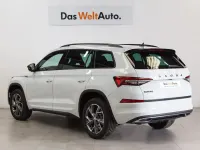 Usado Skoda Kodiaq SportlinePlus 150 CV (110 kW) 2022 Blanco SUV